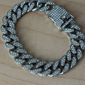 Rhinestone Flat Bracelet in silver tone /slide clasp/safety catches/ fits size 7